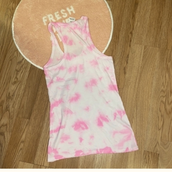 VS PINK || Tie Dye Tank 💕🌸 - Picture 3 of 3